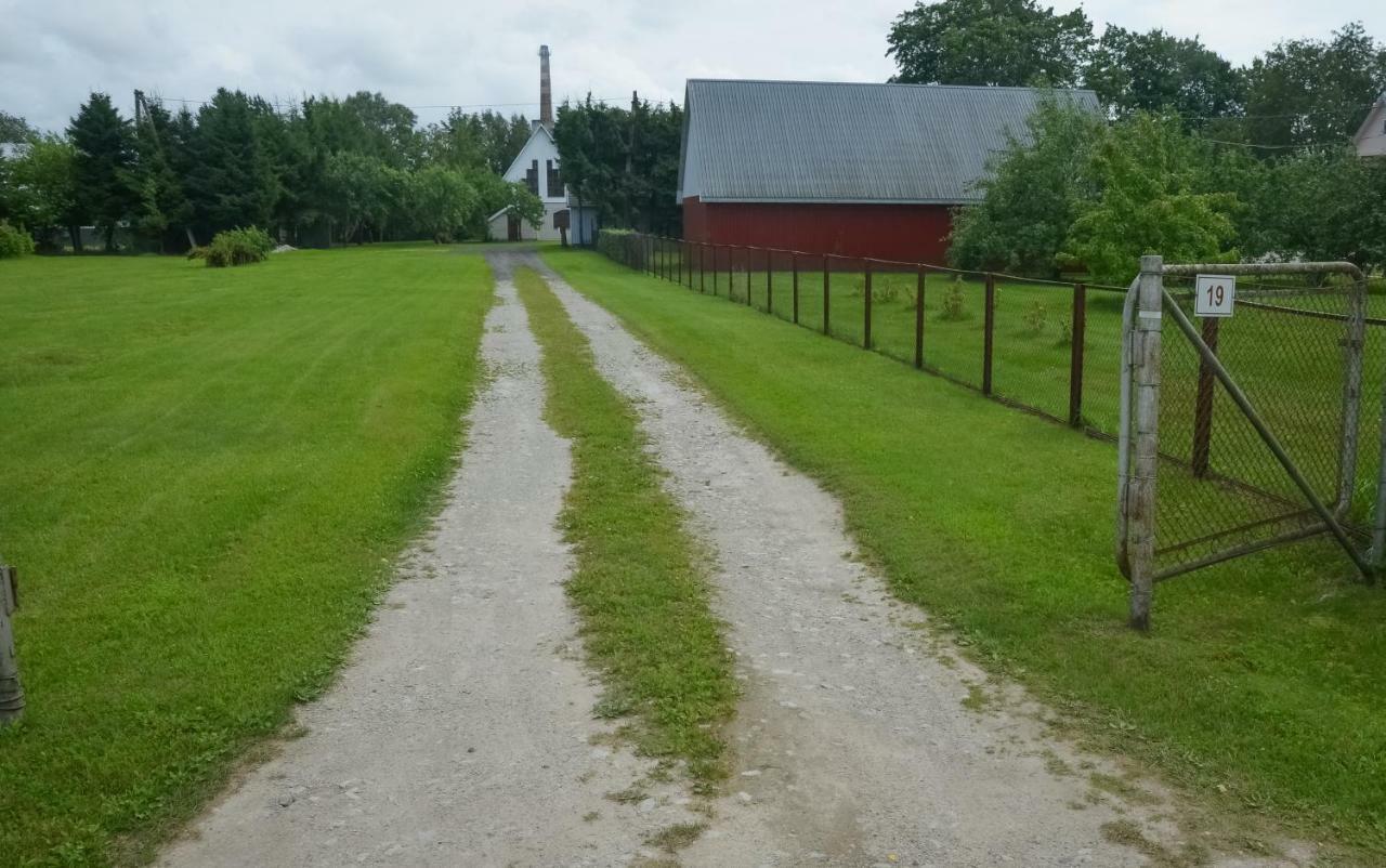 Joeekalda Accommodation Pulli  Exterior photo